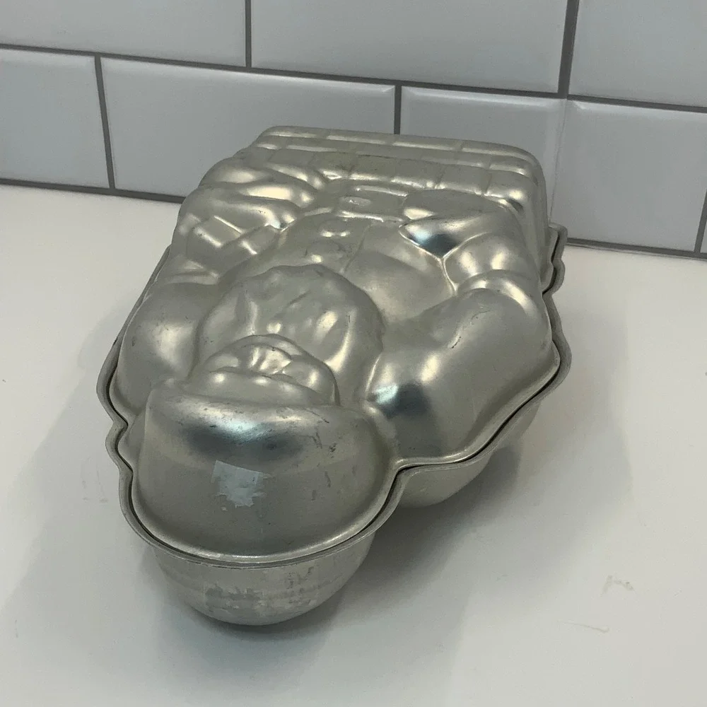 N/A vintage aluminum